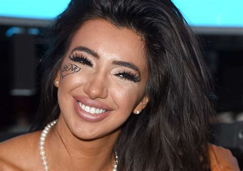 chloe khan wikipedia|Chloe Khan's biography: age, ethnicity, net worth, before and after.